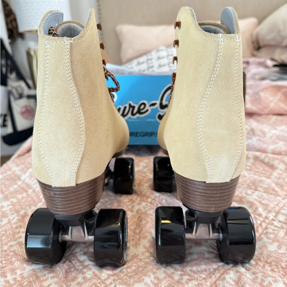 Sure-Grip Boardwalk Tan Retro Skates - Picture 6 of 12